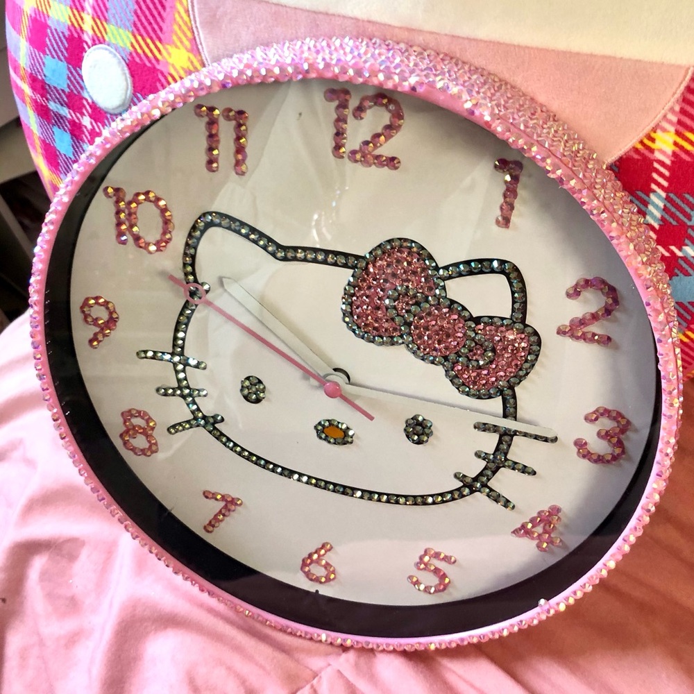 Bedazzled Hello Kitty Clock